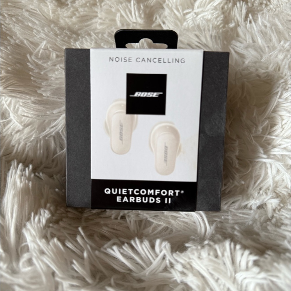 Bose QuietComfort Earbuds II - Cream